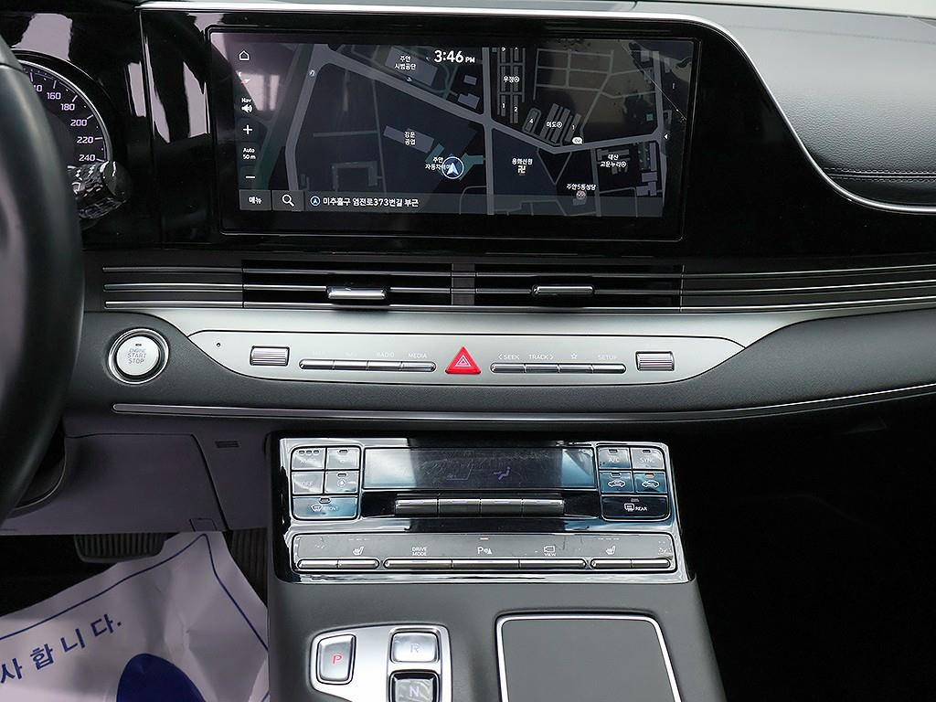 Hyundai Grandeur — photo 09