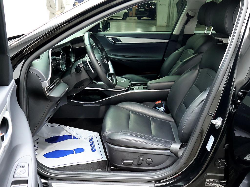 Hyundai Grandeur — photo 11