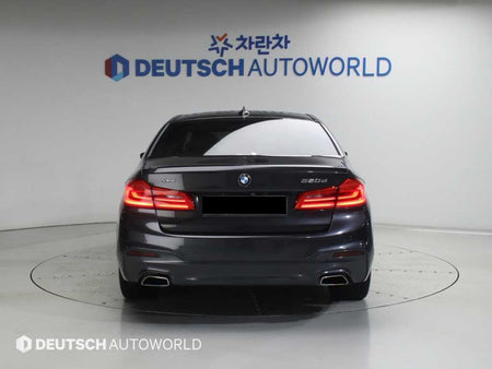 BMW 5-Series — photo 04