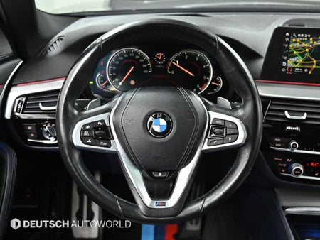 BMW 5-Series — photo 13