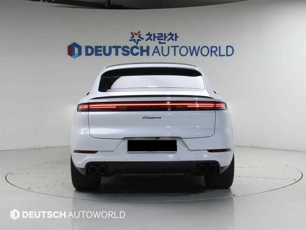 Porsche Cayenne — photo 04