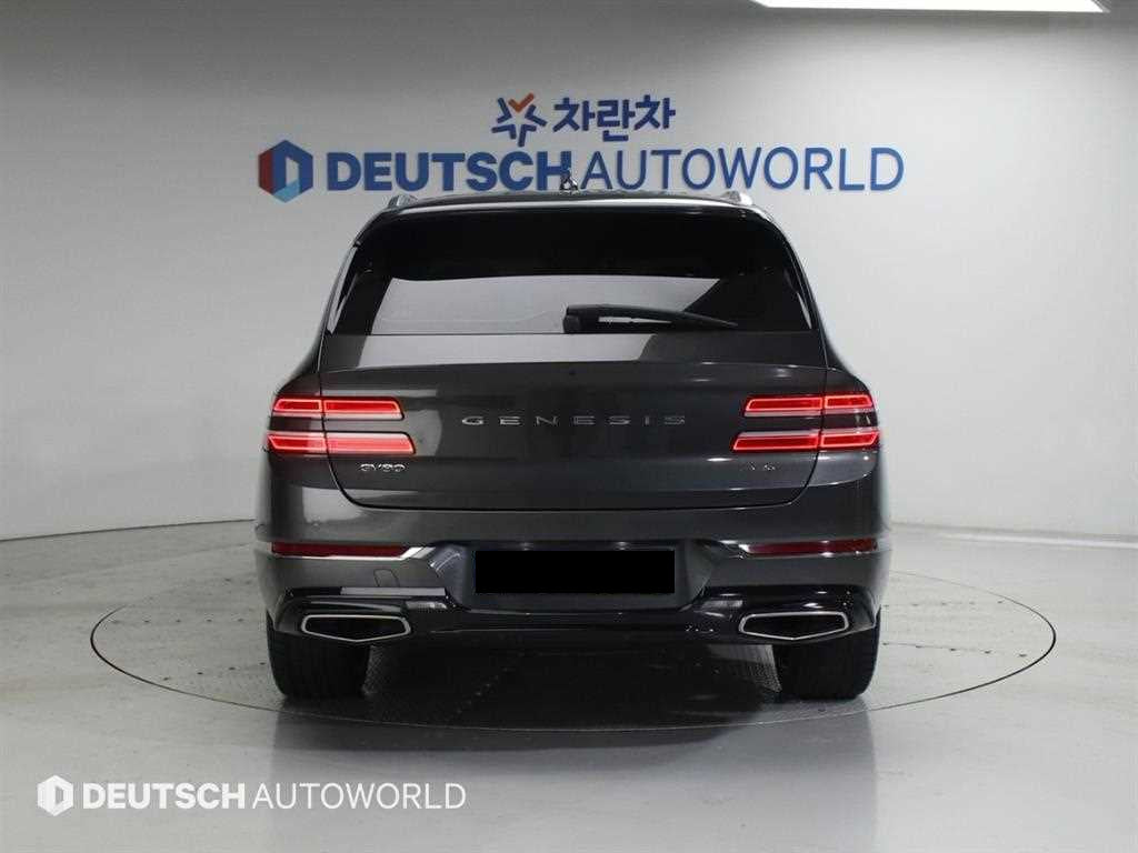 Genesis GV80 — photo 04