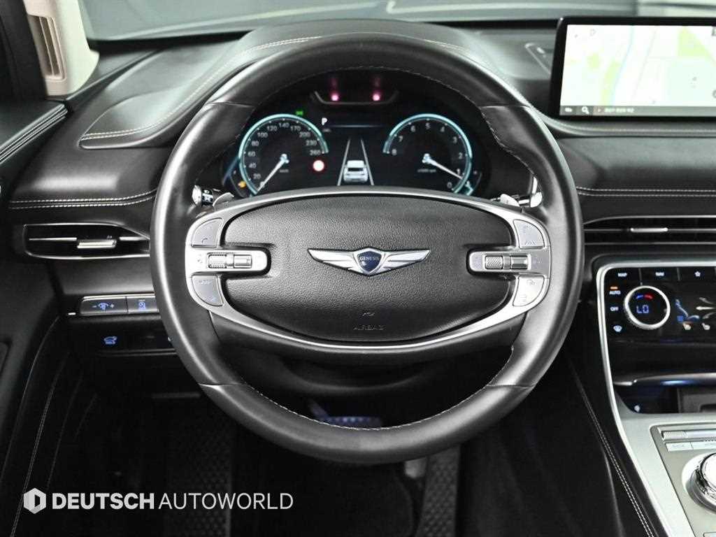 Genesis GV80 — photo 13