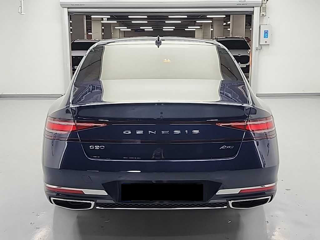 Genesis G90 — photo 03