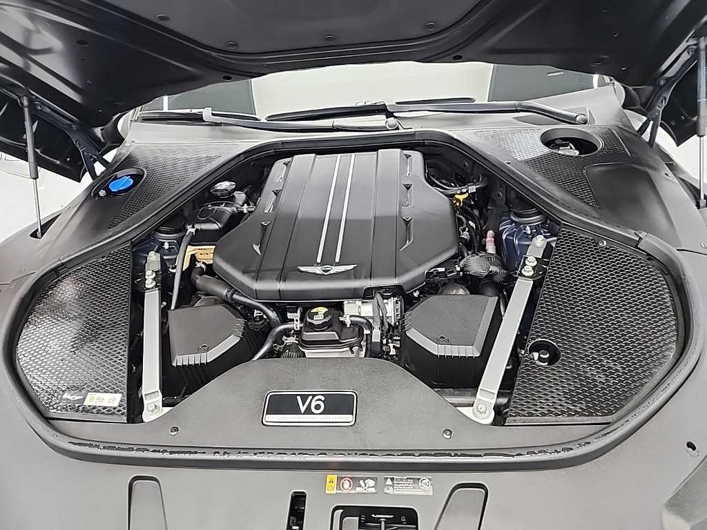 Genesis G90 — photo 05