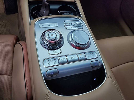 Genesis G90 — photo 08