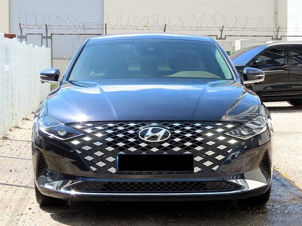 Hyundai Grandeur — photo 01