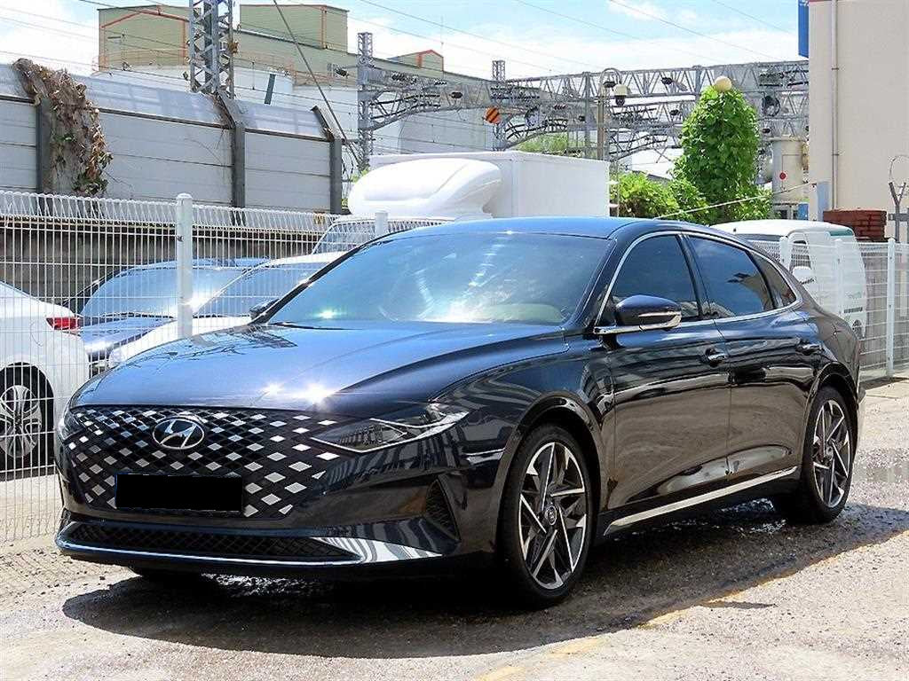 Hyundai Grandeur — photo 02