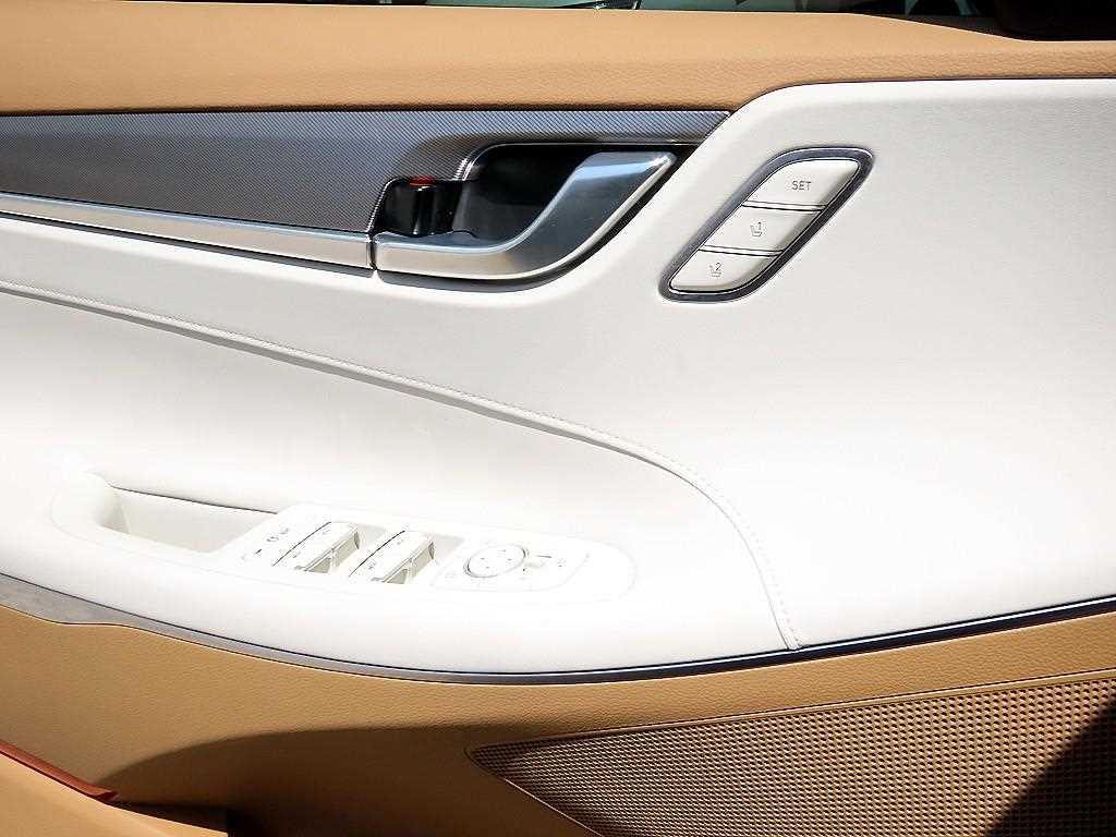 Hyundai Grandeur — photo 11