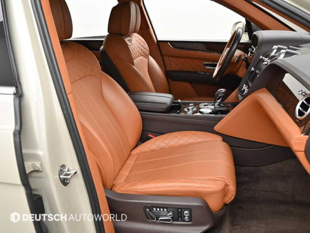 Bentley Bentayga — photo 10