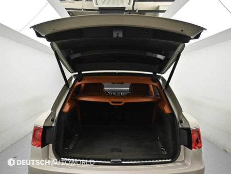 Bentley Bentayga — photo 20