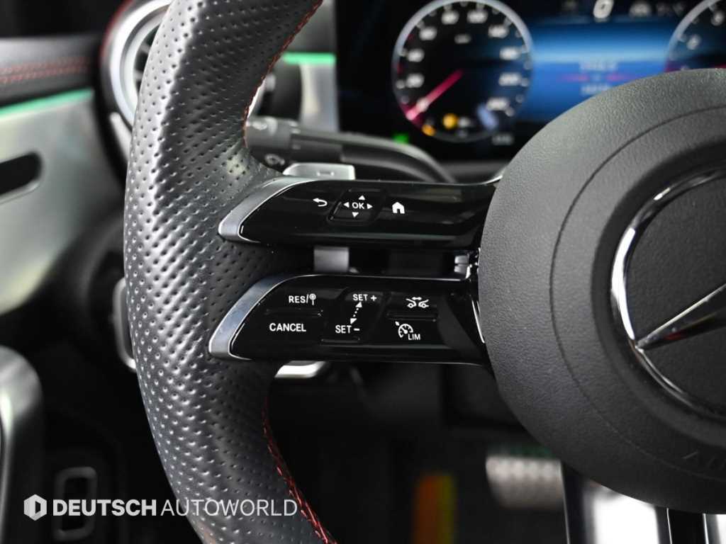 Mercedes-Benz CLA-Class — photo 16