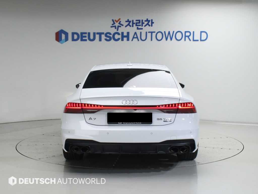 Audi A7 — photo 04