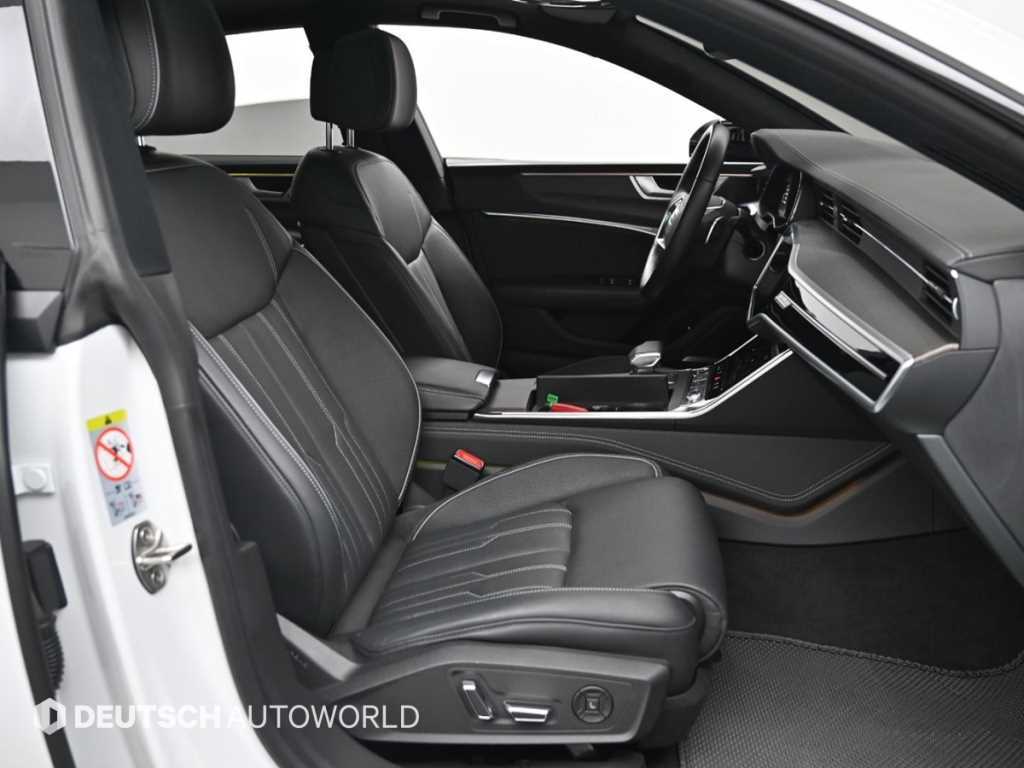 Audi A7 — photo 10