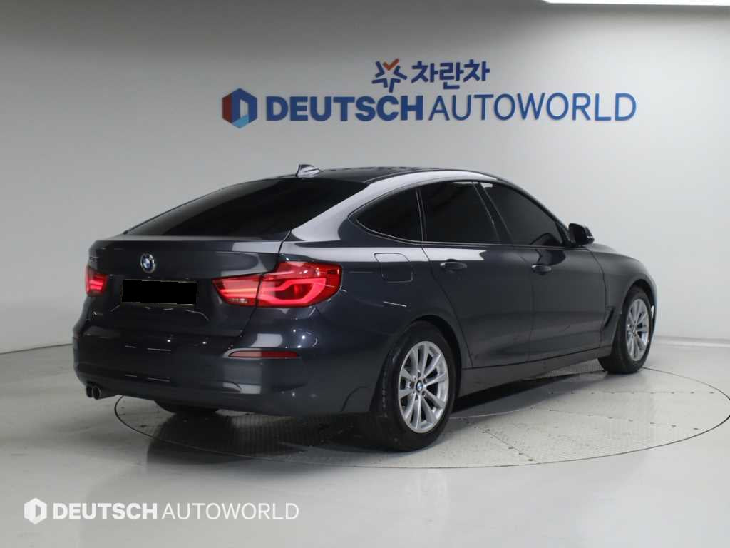 BMW Gran Turismo — photo 02