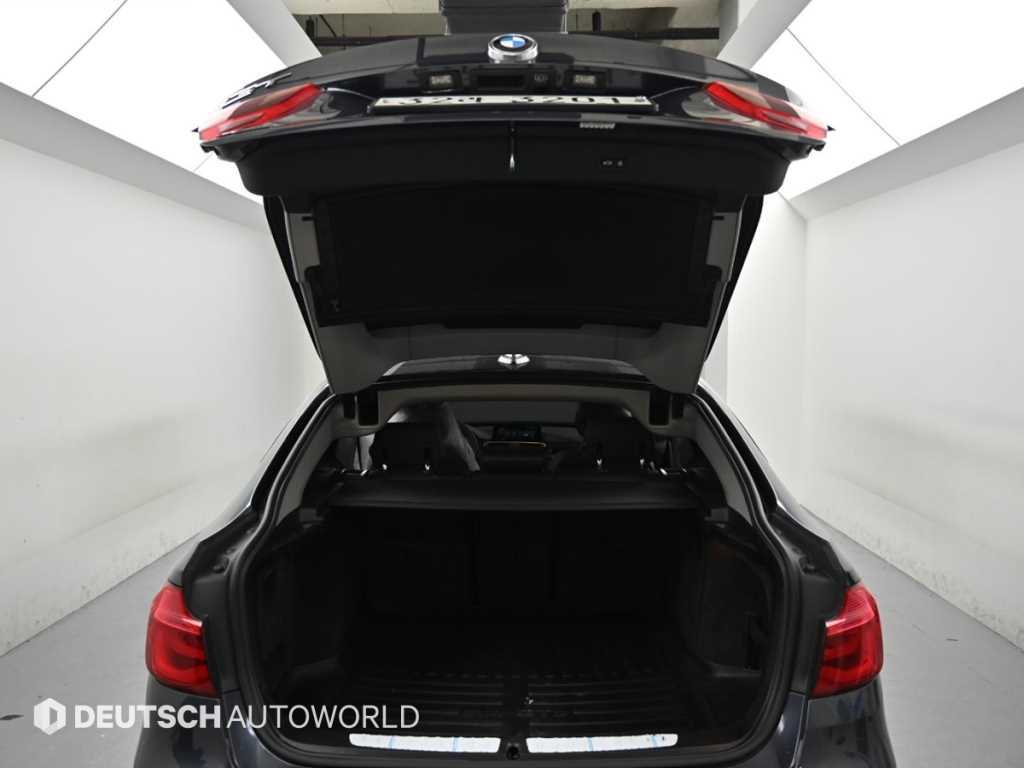 BMW Gran Turismo — photo 19