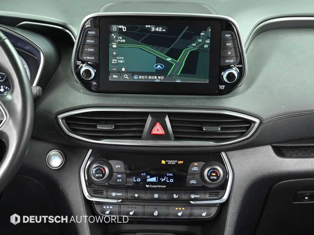 Hyundai Santafe — photo 14