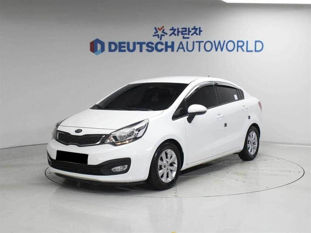 Kia pride — photo 01