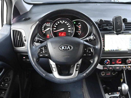 Kia pride — photo 13