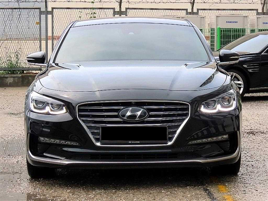 Hyundai Grandeur — photo 01
