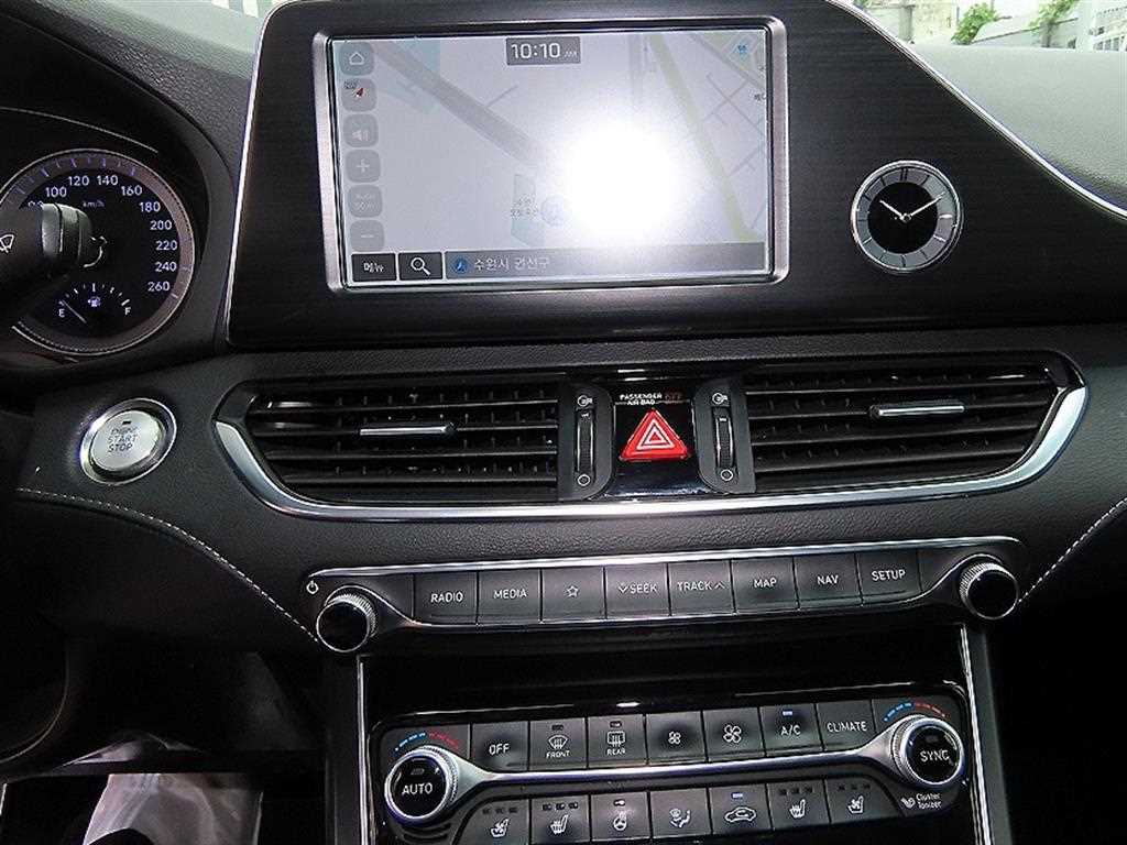 Hyundai Grandeur — photo 13
