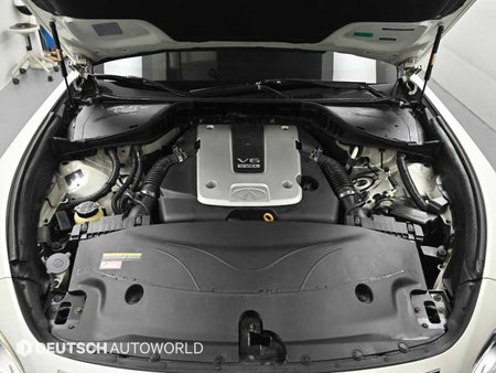 Infiniti M — photo 06