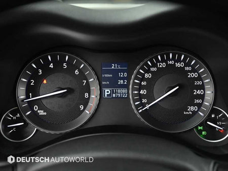 Infiniti M — photo 08