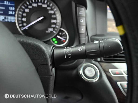 Infiniti M — photo 16