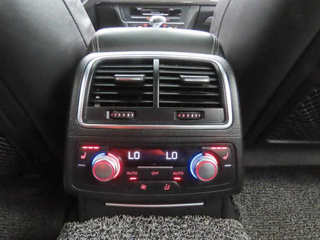 Audi S7 — photo 07
