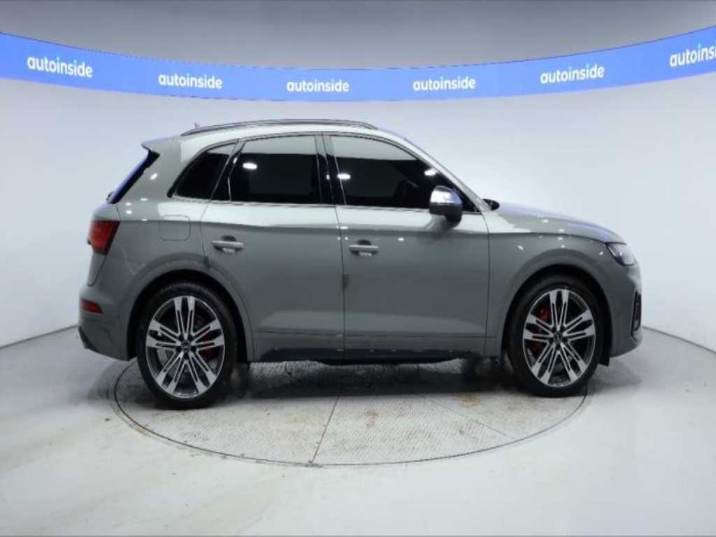 Audi SQ5 — photo 04