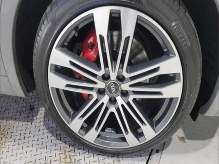 Audi SQ5 — photo 17