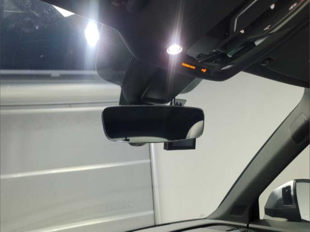 Audi SQ5 — photo 20