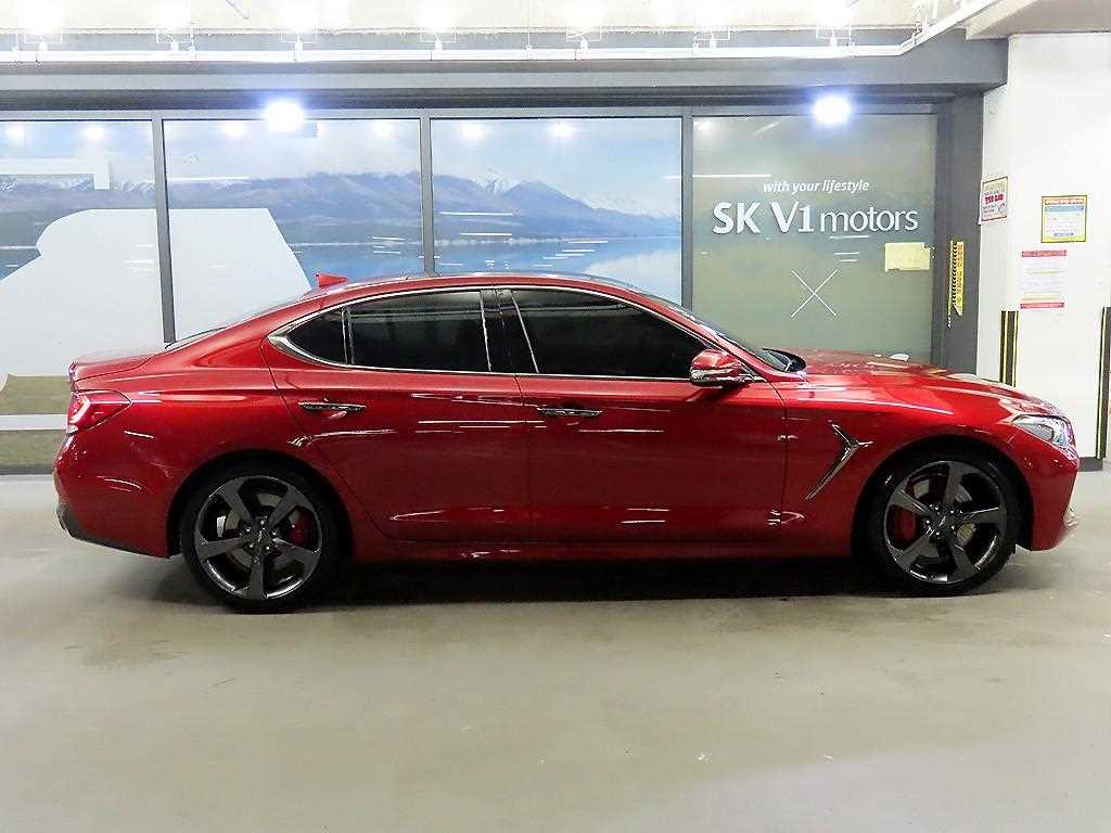 Genesis G70 — photo 03