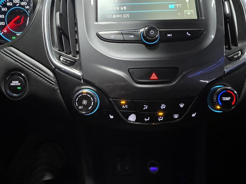 CHEVROLET Cruze — photo 14