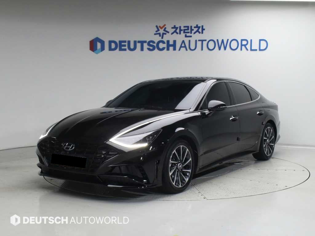 Hyundai Sonata — photo 01