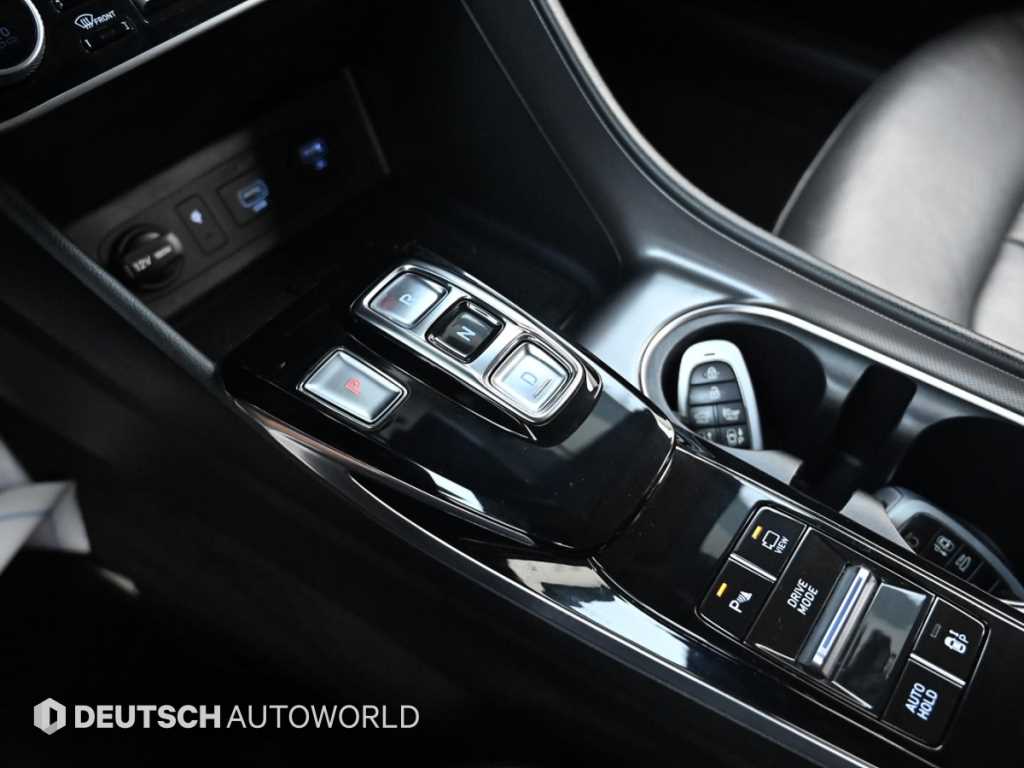 Hyundai Sonata — photo 09