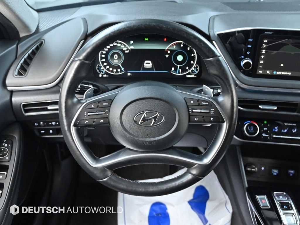 Hyundai Sonata — photo 13