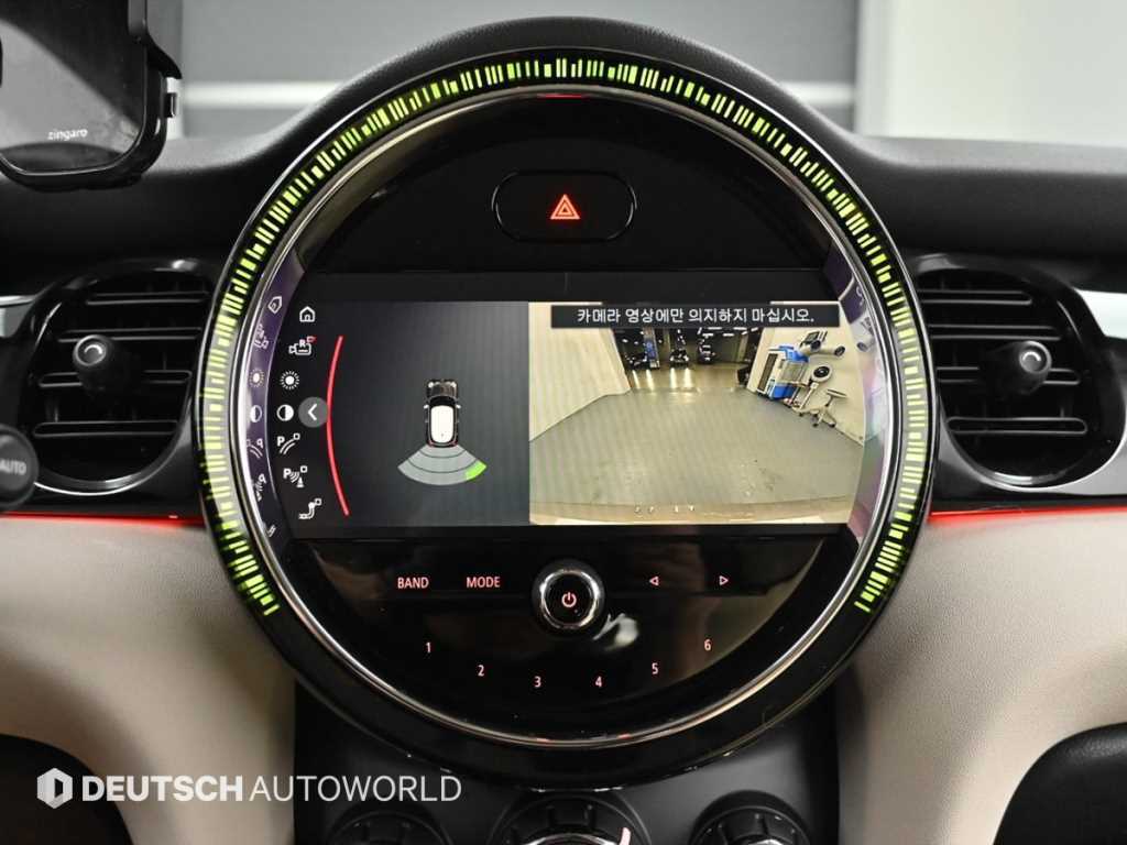 Mini Cooper — photo 15