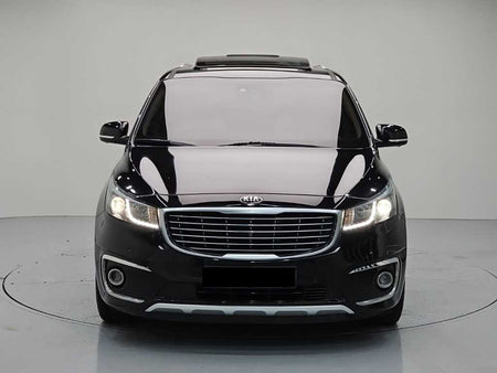 Kia Carnival — photo 02