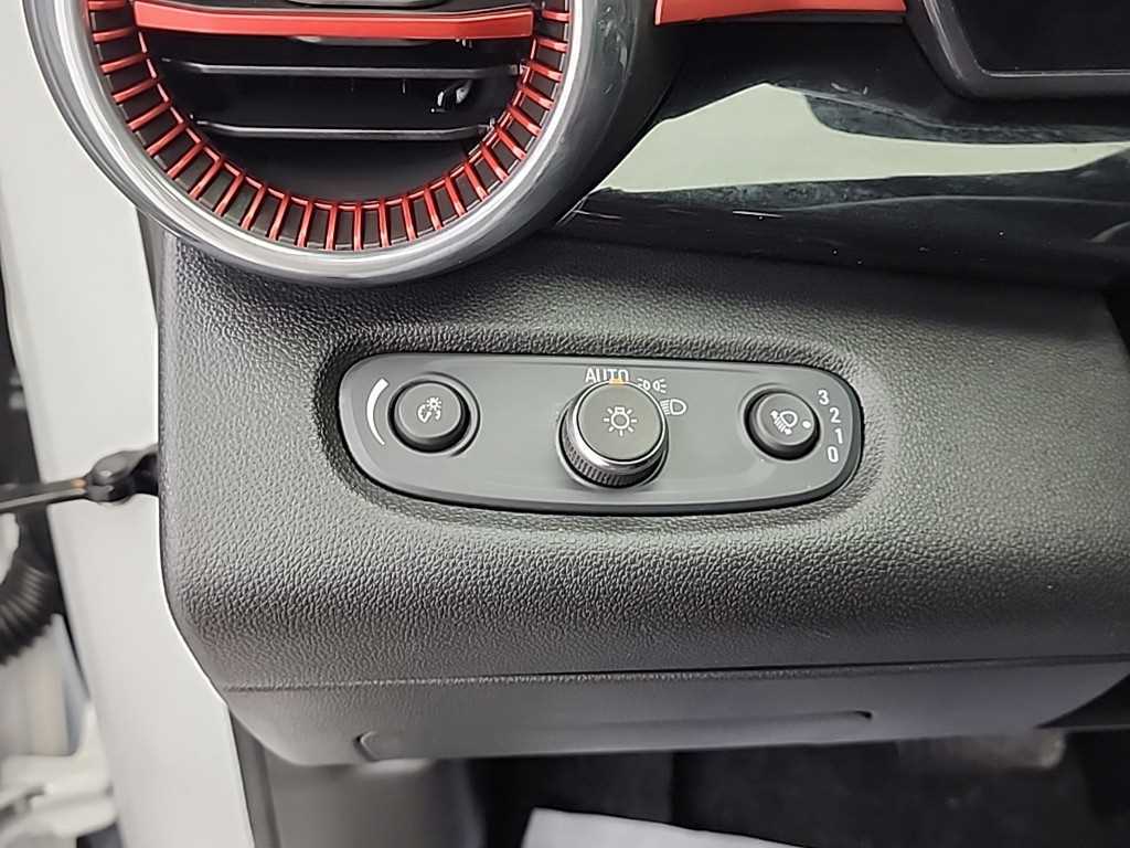 CHEVROLET Trax — photo 17