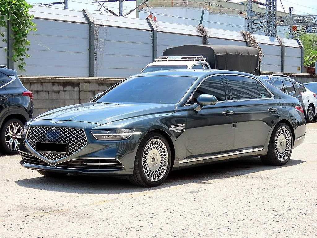 Genesis G90 — photo 03