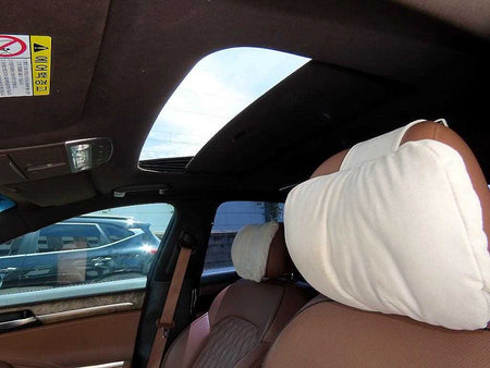 Genesis G90 — photo 16
