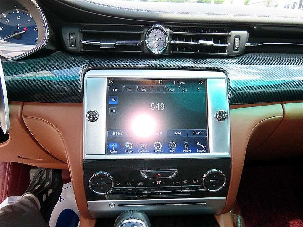 Maserati Quattroporte — photo 12