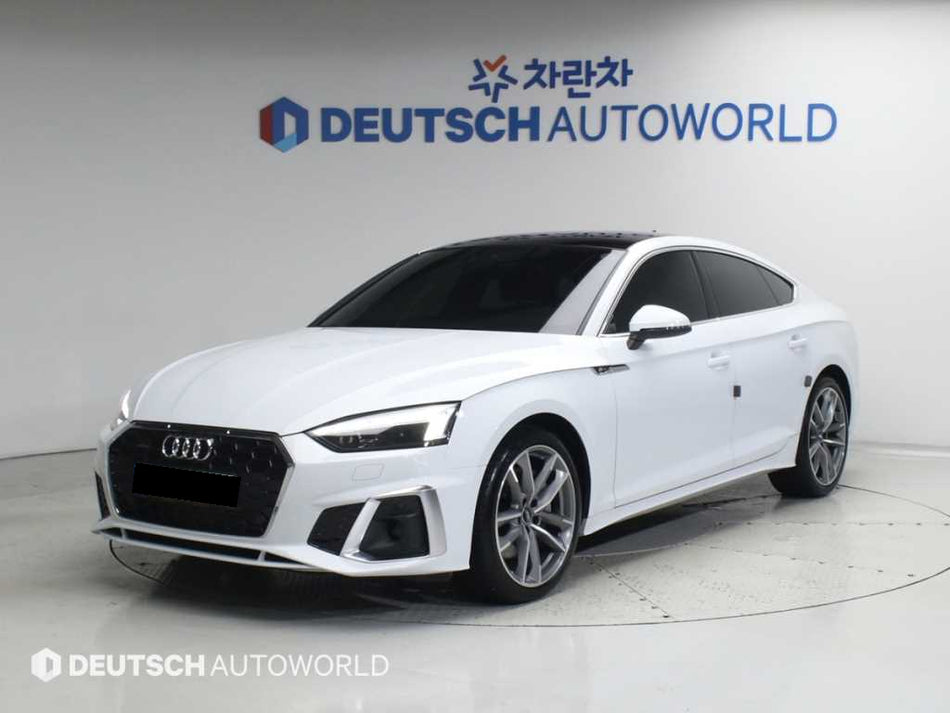 Audi A5 — photo 01