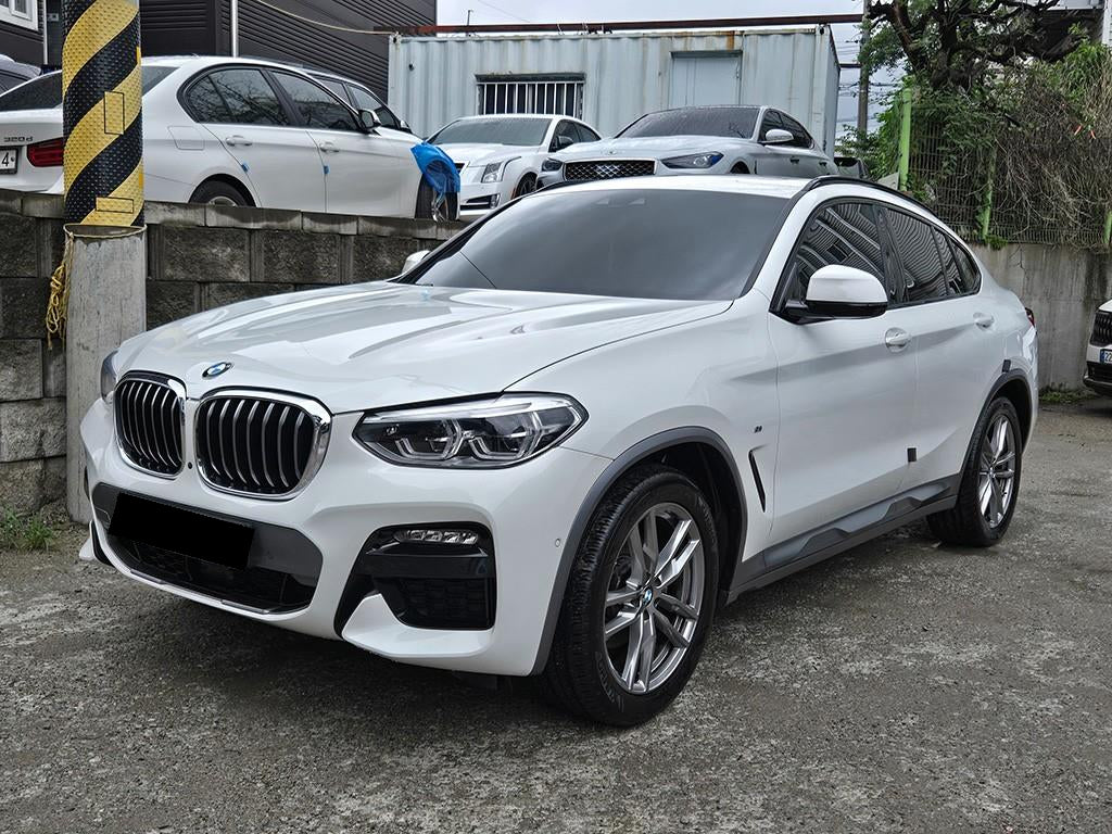 BMW X4 — photo 02