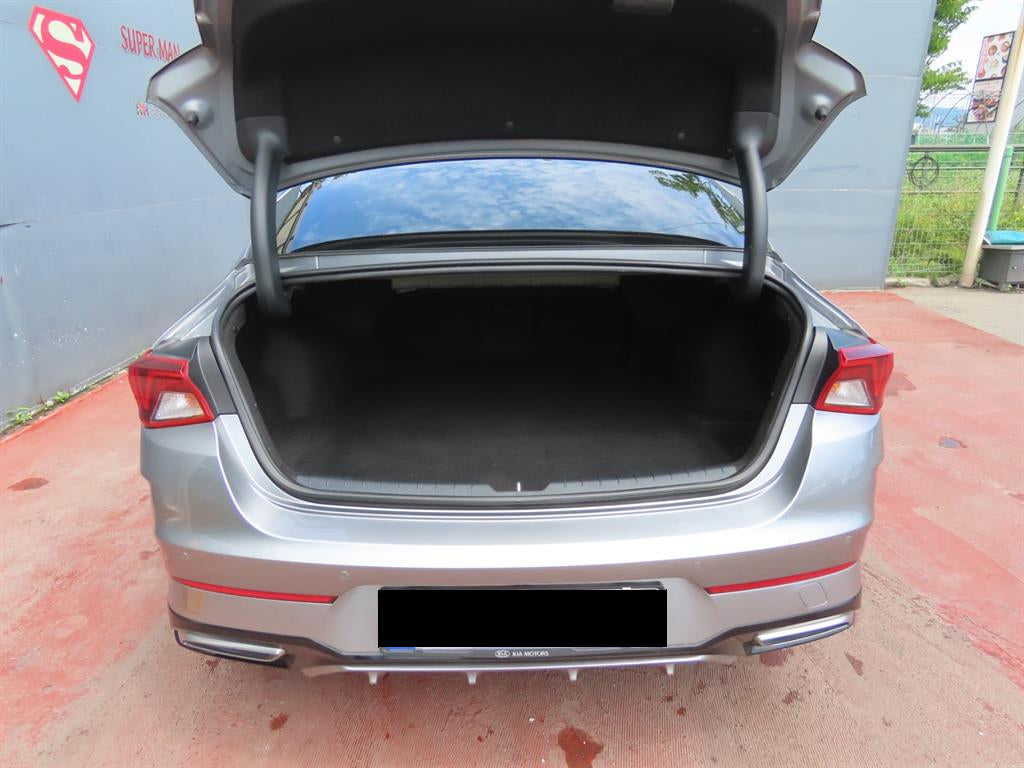 Kia K5 — photo 04