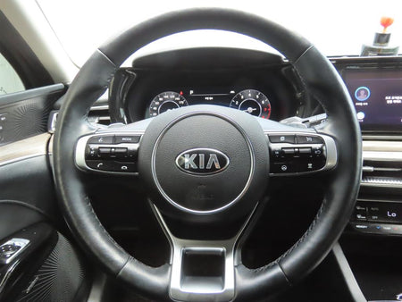 Kia K5 — photo 10