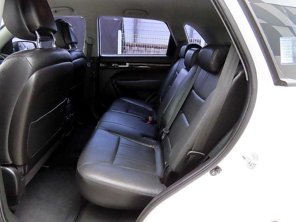 Kia Sorento — photo 06