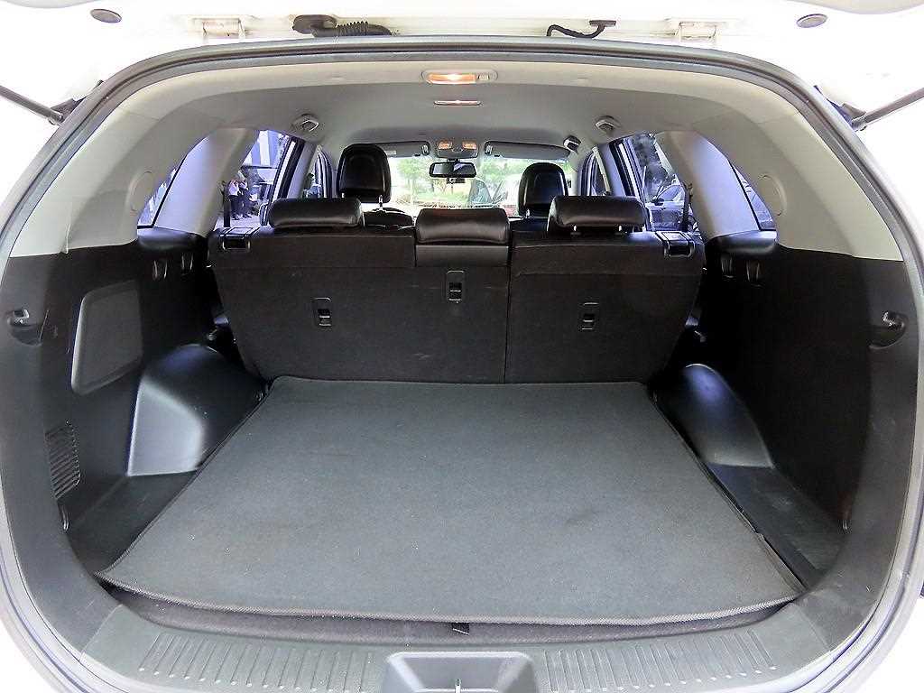 Kia Sorento — photo 18