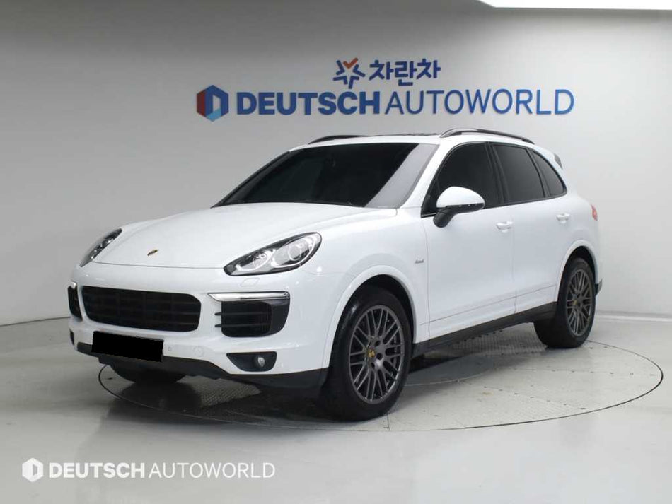 Porsche Cayenne — photo 01